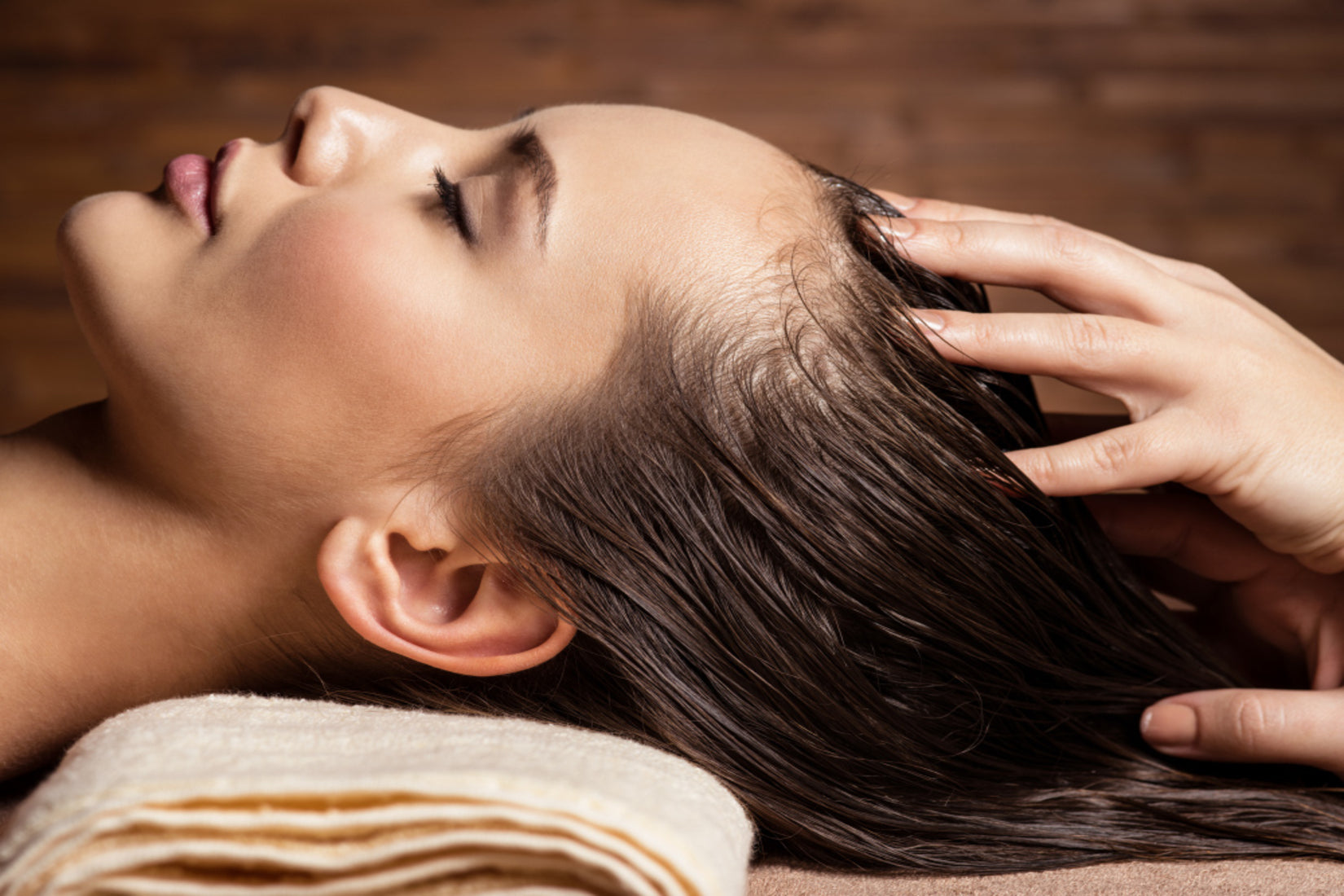 The Science of Ayurvedic Hair Oiling: Why It Works and How to Do It !!!